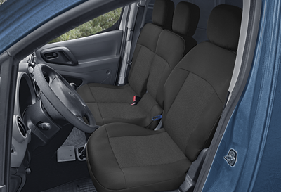 Pokrowiec TAILOR MADE - z pojedynczym fotelem kierowcy i podwójnym fotelem pasażerów